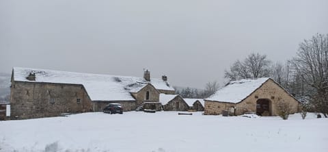 Les maisons de Cauvel sous la neige